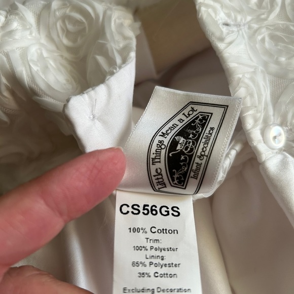 NWOT beautiful Christening gown - Picture 9 of 9